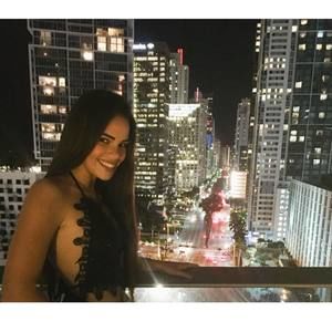 Meet your Posher, Daniela estefania